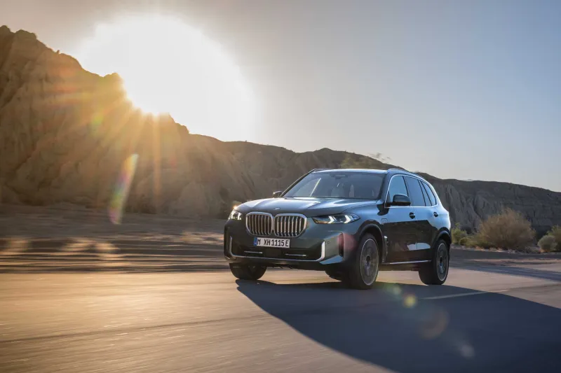 The new BMW X5 and the new BMW X6.