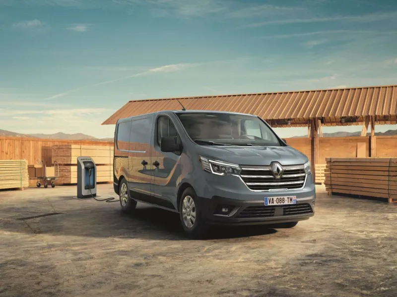 IAA TRANSPORTATION 2022: Renault Trafic E-Tech mit 240 km Reichweite -  Unternehmens-, Wirtschaft- und Branchen-Nachrichten (sonst.), Lieferwagen,  Vans und Transporter, Elektromobilität (E-Mobilität), Reichweite | News |  LOGISTRA - Fachmagazin für ...
