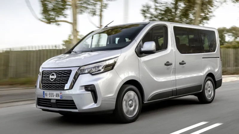 Nissan NV300 Kombi Test 2025 | Konfigurator & Preise | carwow.de