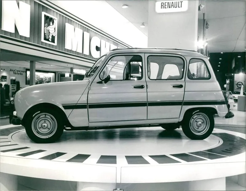Amazon.de: Renault 4 Safari – Vintage Press Foto