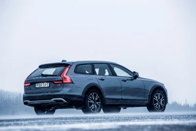 Volvo V90 Cross Country - Volvo Car Austria Pressezentrum