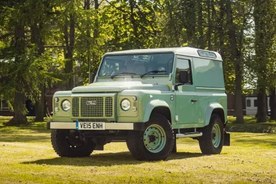 2015 LAND ROVER DEFENDER 90 HERITAGE - JLR PRESS CAR for sale by auction in  Ilkley, West Yorkshire, United Kingdom
