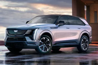 Cadillac zeigt Elektro-Ungetüm Escalade IQ
