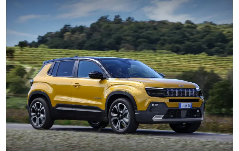 All new Jeep® Avenger unveiled in Paris, the first-ever fully electric Jeep  brand SUV | Jeep | Stellantis Media