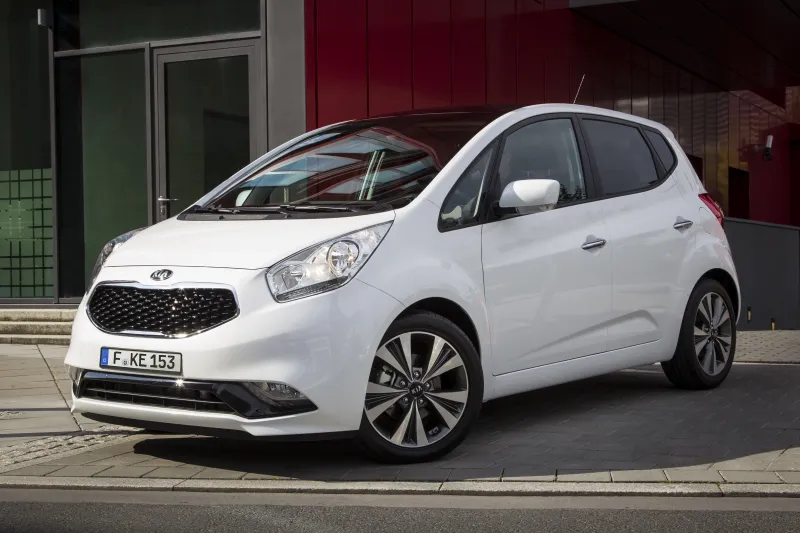 Kia zeigt in Paris überarbeitete Version des Kia Venga* / Kompakt-MPV mit  ... | Presseportal
