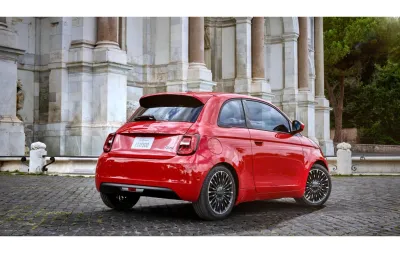 La Dolce Vita“ trifft „American Dream“: Fiat 500 Elektro startet in  Nordamerika | Fiat | Stellantis Media