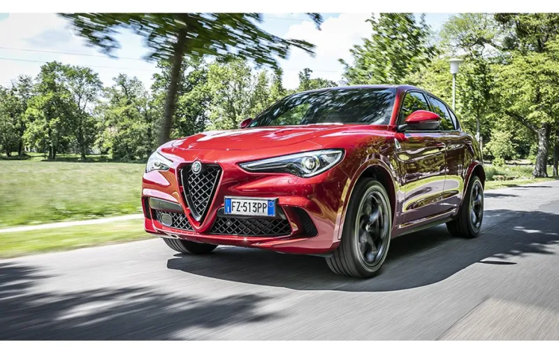Alfa Romeo Stelvio Quadrifoglio als „SUV of the Year“ ausgezeichnet | Alfa  Romeo | Stellantis Media