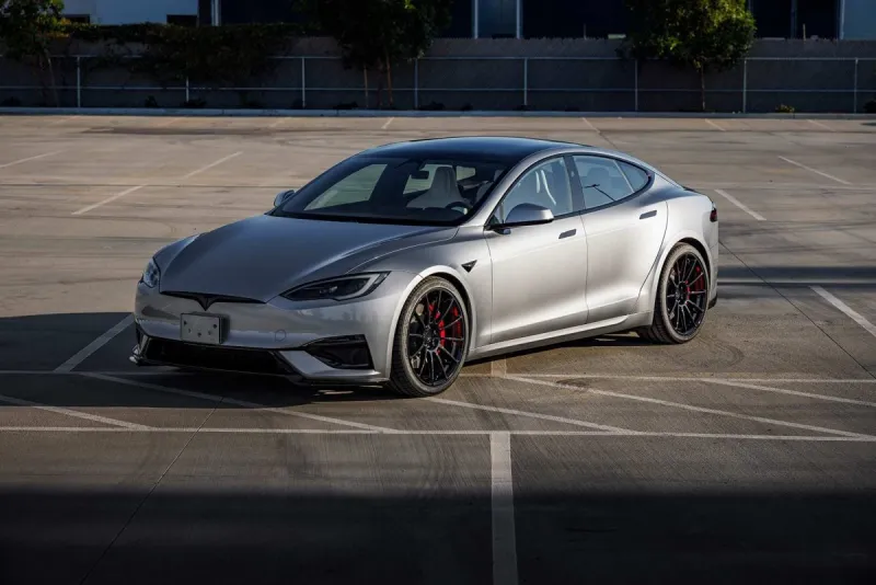 Tesla Model S Media Gallery - Unplugged Performance