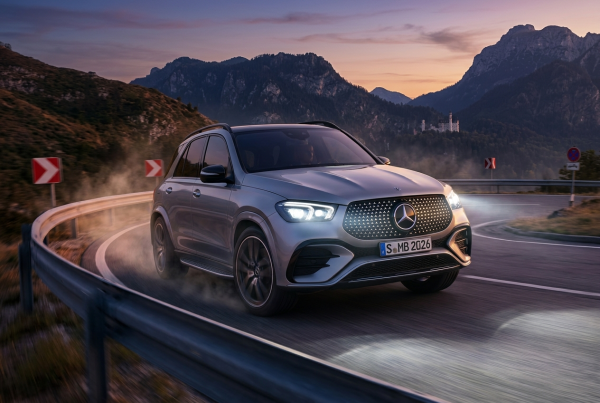 Leucht-Grill und Mega-Display: Macht der neue Mercedes GLE (2026) den BMW X5 überflüssig?