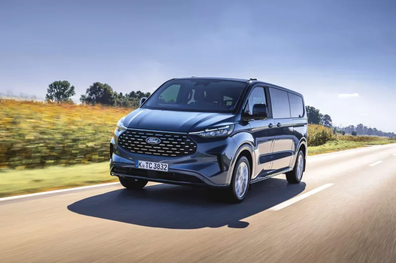 Ford gibt Taxi-Pakete für zwei Transporter in Auftrag - | News | taxi heute  - das unabhängige und bundesweite Taxi-Magazin - das unabhängige,  bundesweite Taxi-Magazin