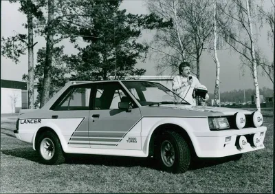 Amazon.de: 1980 Mitsubishi Lancer 2000 Turbo - Vintage Press Foto