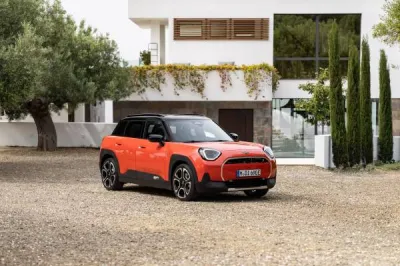 Der neue MINI Aceman.
