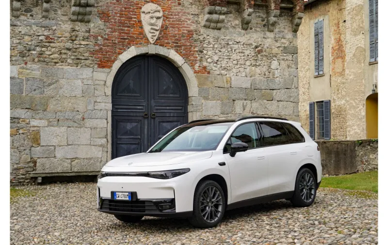 Leapmotor auf der 2025 Brüssel Motorshow: Premiere des Leapmotor C10 REEV |  Leapmotor | Stellantis Media