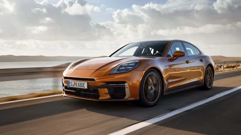 More digital, more luxurious, more efficient: the new Panamera - Porsche  Newsroom