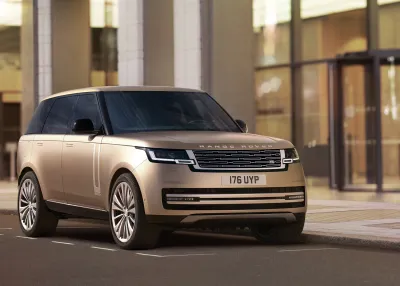 Premiere für den neuen Range Rover: modern, einzigartig hochwertig und  unvergleichlich leistungsfähig | Land Rover Media Newsroom