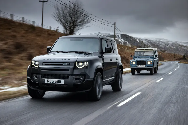DEFENDER V8 GROUP IMAGES | Jaguar 2024 Media Newsroom