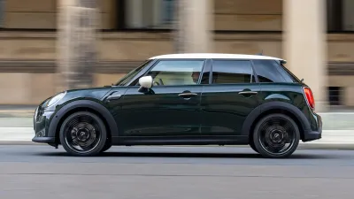MINI 5-Türer Test 2025 | Konfigurator & Preise | carwow.de