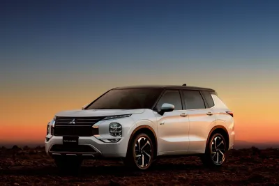 Der neue Mitsubishi Outlander Plug-in Hybrid - Fischer Automobile